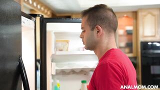 2022-07-28-27838-vivianne_desilva2_720