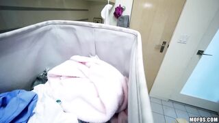 2017-04-13-2988721-panty-fetishists-sniff-and-fuck_720