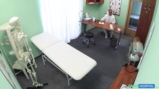 2014-08-21-4086071-patient-tries-doctors-sperm-to-get-pregnant-while-her-boyfriend-waits-unknowing_720