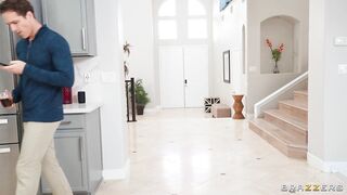 2025-04-10-10792911-too-wet-to-back-out-now_720