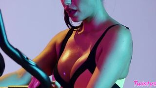 2019-09-15-4394145-working-out-the-kinks_720