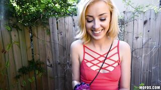 2017-01-18-3027831-backyard-sex-adventure_720