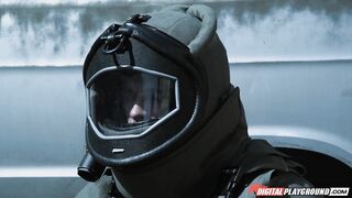 2014-06-08-4132301-body-heat-scene-2_720