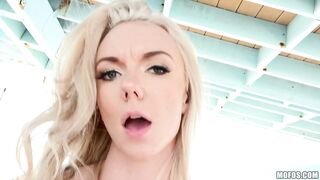 2017-02-15-3031741-hot-blondes-first-public-sex_720