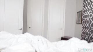 2018-10-23-4350892-bacon-legs_720