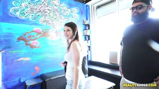 2016-04-19-10673-tattoo-shop_720