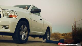 2014-04-03-4164001-desert-heat-scene-2_720