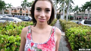 2017-01-25-3026721-sex-obsessed-amber-fucked-outside_720