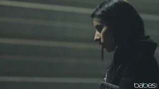 2018-04-30-3108211-tight-spot_720