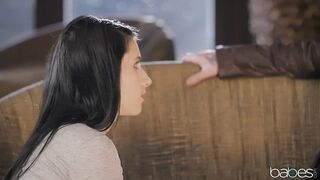 2018-04-30-3108211-tight-spot_720