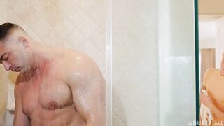 2023-04-02-215927-watching-her-boyfriend-shower-215927-540