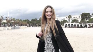 2020-01-31-clara-18-years-old-student-in-aesthetics-in-toulon_720