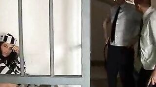 2010-11-23--searchthewhip