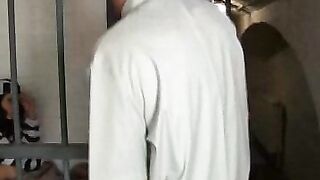 2010-11-23--searchthewhip