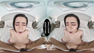 2024-05-02-247299-up-close-vr-with-roxie-sinner-247299-960