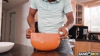 2022-10-27-8935621-dick-in-a-bowl_720