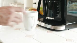 2025-10-27-282778-stepdaughters-sprung-a-leak-282778-720