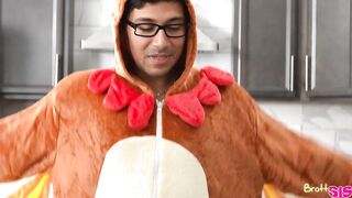 2025-11-21-236324-making-stepbro-smile-on-thanksgiving-s38e12_960