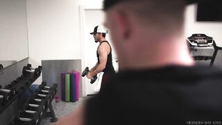 2022-04-17-199205-proud-pervs-spotted-at-the-gym-199205-720