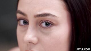 2025-11-13-31311-dolly_paige_reagan_foxx_720