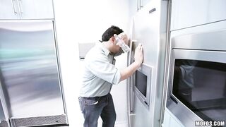 2016-12-24-3001351-cheating-wife-cuckolds-husband_720