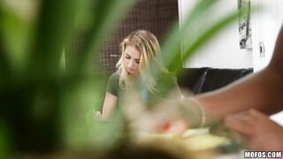 2016-12-11-3026731-cute-blonde-craves-masseurs-cock_720