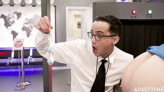 2022-12-27-215714-the-pat-down-215714-540