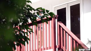 2016-11-18-3023021-big-butt-blonde-makes-sex-tape-for-her-ex_720