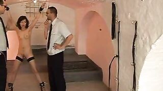 2012-02-27--prisonfight