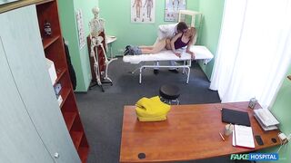 2014-06-26-4086821-doctors-cock-ignories-language-barrier-for-sexy-russian-tourist_720