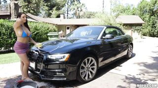 2016-10-08-3018041-angela-white-titty-fucks-a-voyeur_720