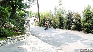 2016-08-20-3047281-petite-teens-perfect-cupcake-tits_720