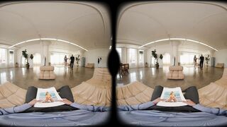 2024-05-17-new-star-is-cuming-hazel-moore-2K