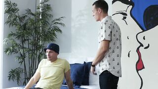 2017-08-25-3093961-voyeur-house-part-4_720