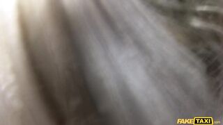 2014-05-05-4073551-busty-blonde-wraps-her-pussy-around-cabbies-dick-to-protect-a-secret_720