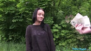 2014-05-20-4068441-stranger-offers-sexy-brunette-3-months-salary-to-satisfy-his-dick_720