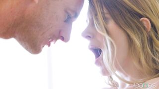 2017-11-21-3086631-shoe-horny_720