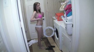 2021-01-23-598-naked-neighbor-in-the-laundry-room_720