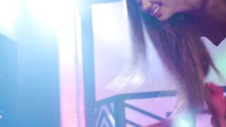 2018-12-31-4303271-girls-girls-girls_720