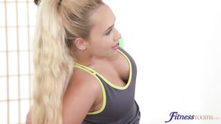 2016-10-28-4225271-big-dick-workout-for-teen-hotties_720