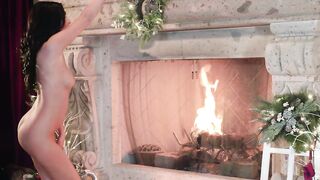 2018-12-08-4281951-firelight_720