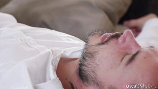 2016-11-23-4241651-sexy-milf-wants-romantic-creampie_720