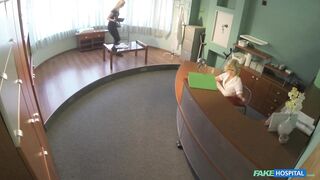 2014-06-12-4085811-blonde-tourist-gets-a-full-examination_720