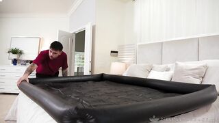 2024-04-22-245743-slippery-sexy-gift-245743-540