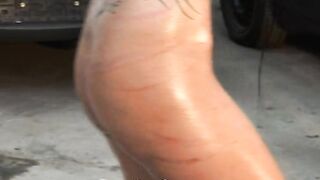 2010-10-12-421-forklift-bullwhipping