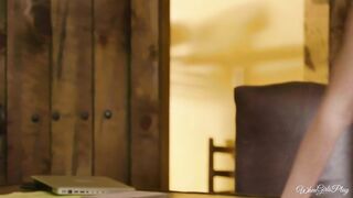 2018-08-14-3589451-an-immersive-story_720