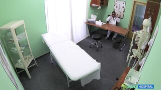 2014-05-01-4084731-naughty-nurse-heals-sexy-patient-with-her-tongue_720