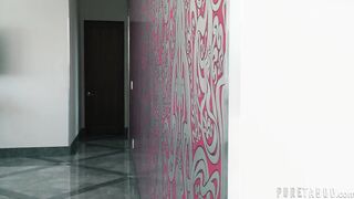 2024-08-20-249469-on-her-terms-249469-540