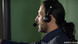 2023-03-26-8620551-anal-downpour_720