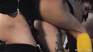 2023-04-18-8669331-day-of-debauchery-part-4_720